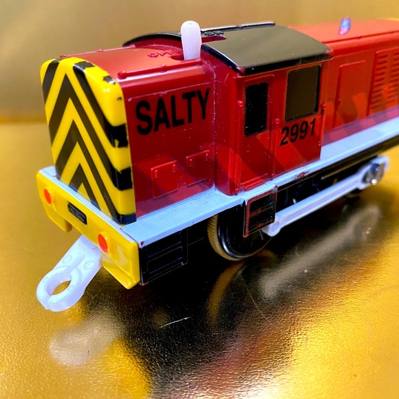 THOMAS AND FRIENDS VINTAGE 2002 TOMY SALTY #2991 RED TRAIN APPROX 4.75” - Picture 6 of 13